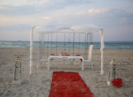Plajda Evlilik Teklifi Organizasyonu Gazebo Süsleme