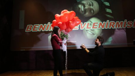 Sinemada Evlilik Teklifi Organizasyonu Paketi İstanbul Organizasyon