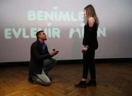 İstanbul Sinemada Evlilik Teklifi Organizasyonu ve Evlenme Teklifi Anı