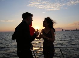 Körfez Turu ve Şampanya ile Evlilik Teklifi Organizasyonunun Kutlandığı Anlar