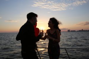 Körfez Turu ve Şampanya ile Evlilik Teklifi Organizasyonunun Kutlandığı Anlar