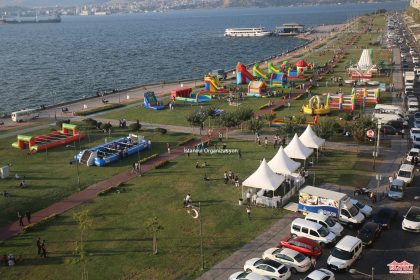 İzmir Büyükşehir Belediyesi Şenlikleri