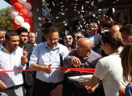 Açılış Organizasyonu Konfeti Atımı Hizmeti İstanbul Organizasyon