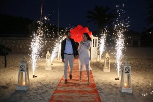 Uçan Balonlar ve Yer Volkanları Gösterisi Eşliğinde Sürpriz Evlilik Teklifi Organizasyonu