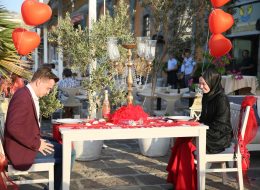 Masa Süsleme ve Restoranda Evlilik Teklifi Organizasyonu İstanbul