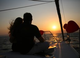 İzmir Teknede Romantik Evlilik Teklifi Organizasyonu